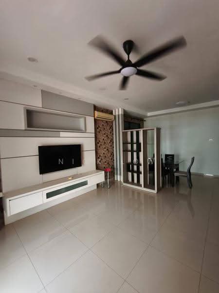 Cluster House for Rent in Austin Heights (Tebrau) - Nick Low - Living Room - PropertyGuru.com.my