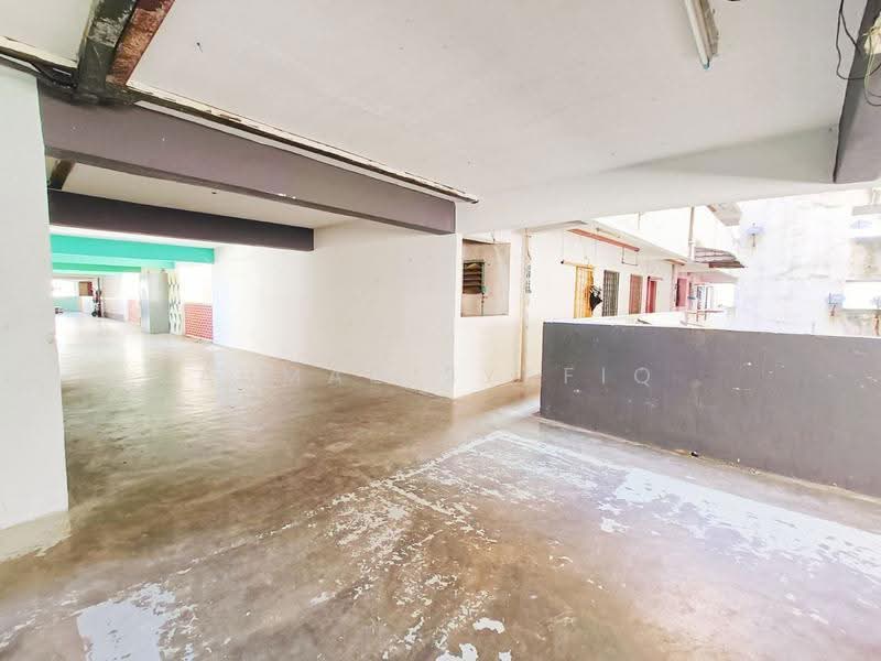 Flat for Sale at Angsana - Ahmad Syafiq - Corridor - PropertyGuru.com.my