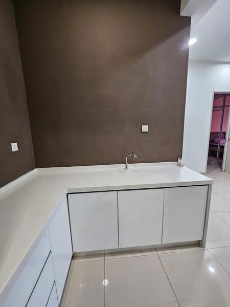 Kediaman Servis untuk Disewa di Citizen @ Old Klang Road - Jinny Ng - Kitchen - PropertyGuru.com.my