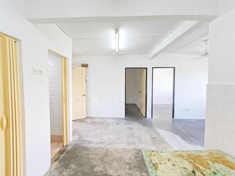 Pangsapuri untuk Dijual di Pangsapuri Utarid Subang - Ahmad Syafiq - PropertyGuru.com.my