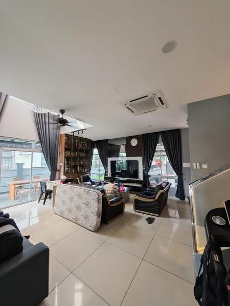 Semi-Detached House for Sale in Taman Nusa Bestari (Iskandar Puteri (Nusajaya)) - Elvy Lee - Living Room - PropertyGuru.com.my
