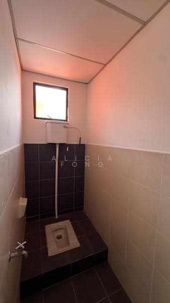 Shop / Office untuk Disewa di Iskandar Puteri (Nusajaya) (Johor) - Alicia Fong - Bathroom - PropertyGuru.com.my