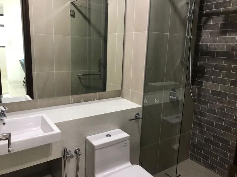 Condominium for Rent at Queens Residences Q2 @ Queens Waterfront - James Tan - Bathroom - PropertyGuru.com.my