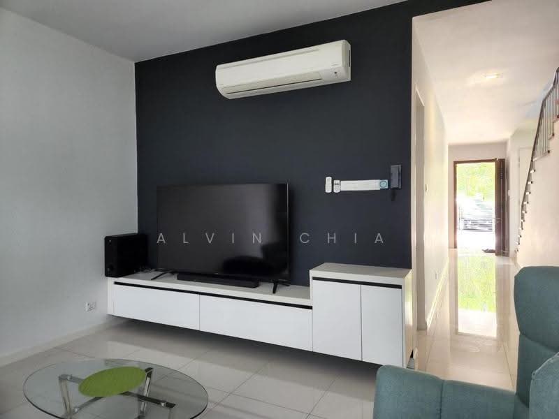 3-storey Terraced House for Sale in Lake Fields (Sungai Besi) - Alvin Chia - Living Room - PropertyGuru.com.my