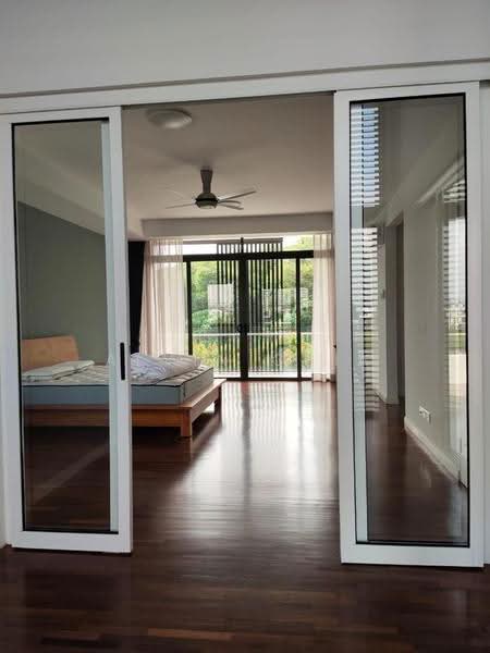 3-storey Terraced House for Sale in Lake Fields (Sungai Besi) - Alvin Chia - Bedroom - PropertyGuru.com.my