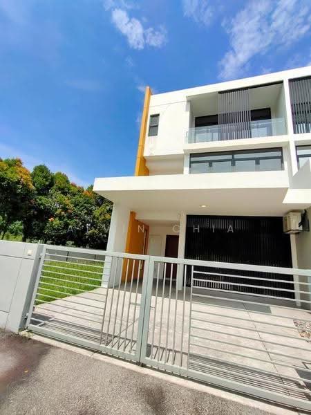 3-storey Terraced House for Sale in Lake Fields (Sungai Besi) - Alvin Chia - Exterior - PropertyGuru.com.my