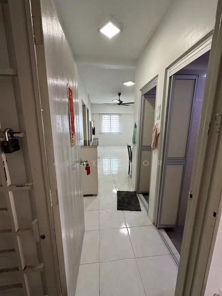 Pangsapuri untuk Disewa di Taman Bukit Erskine - Alex Thor - Corridor - PropertyGuru.com.my