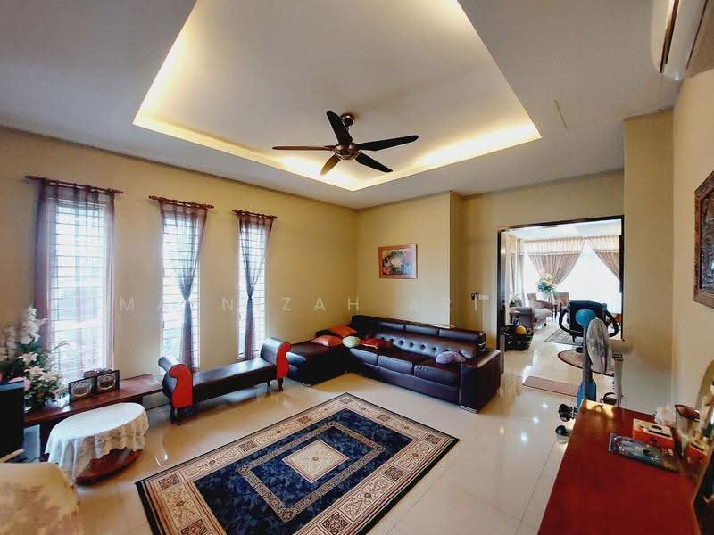 Bungalow House for Sale in Saujana Impian (Kajang) - Masnizah Arifin - Living Room - PropertyGuru.com.my