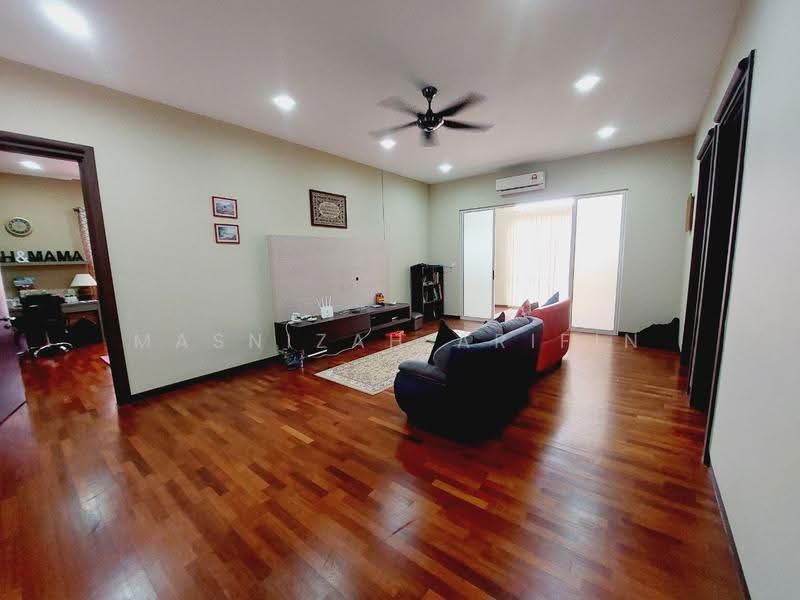 Bungalow House for Sale in Saujana Impian (Kajang) - Masnizah Arifin - Living Room - PropertyGuru.com.my