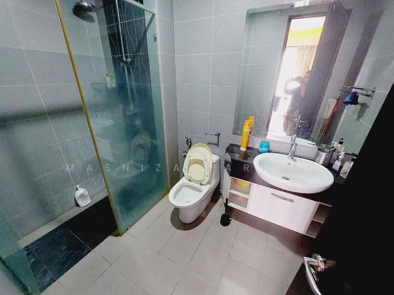Bungalow House for Sale in Saujana Impian (Kajang) - Masnizah Arifin - Bathroom - PropertyGuru.com.my