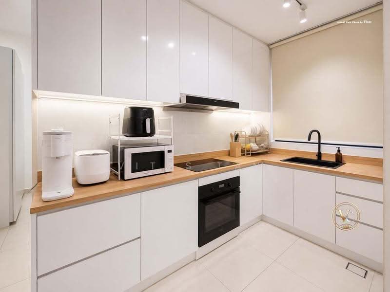 Townhouse for Sale in Setia Alam (Selangor) - Vitas Tan - Kitchen - PropertyGuru.com.my