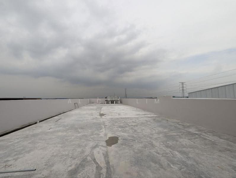 Detached Factory for Rent in Bandar Indahpura (Kulai) - Alicia Lim - Roof - PropertyGuru.com.my