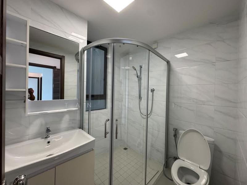 Pangsapuri untuk Dijual di Starview Bay @ Forest City - Tan Bing Yi - Bathroom - PropertyGuru.com.my