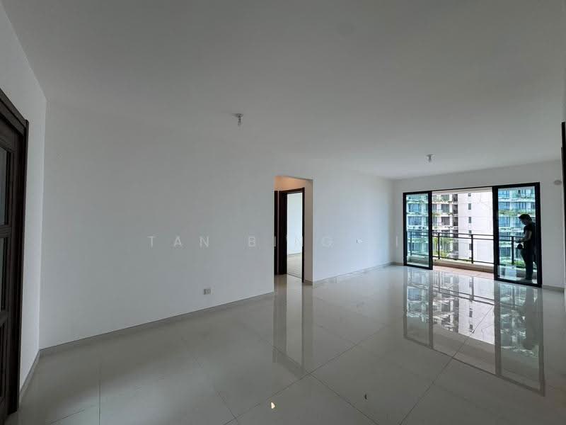 Pangsapuri untuk Dijual di Starview Bay @ Forest City - Tan Bing Yi - Living Room - PropertyGuru.com.my