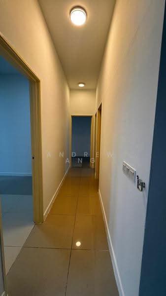 Kediaman Servis untuk Disewa di Greenfield Regency - Andrew Ang - Corridor - PropertyGuru.com.my