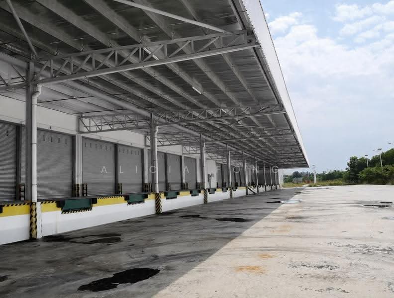 Gudang untuk Disewa di Kawasan Perindustrian Tanjung Langsat (Pasir Gudang) - Alicia Fong - Exterior - PropertyGuru.com.my