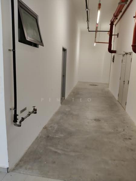 Shop / Office untuk Disewa di Bandar Bayan Baru (Bayan Lepas) - Pen Teo - Back Corridor - PropertyGuru.com.my