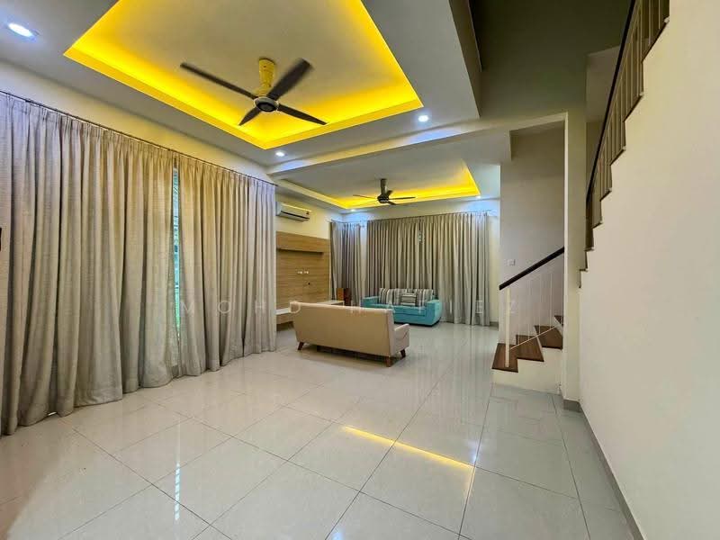 Semi-Detached House for Sale in Semenyih (Selangor) - Mohd Hafiez - Living Room - PropertyGuru.com.my