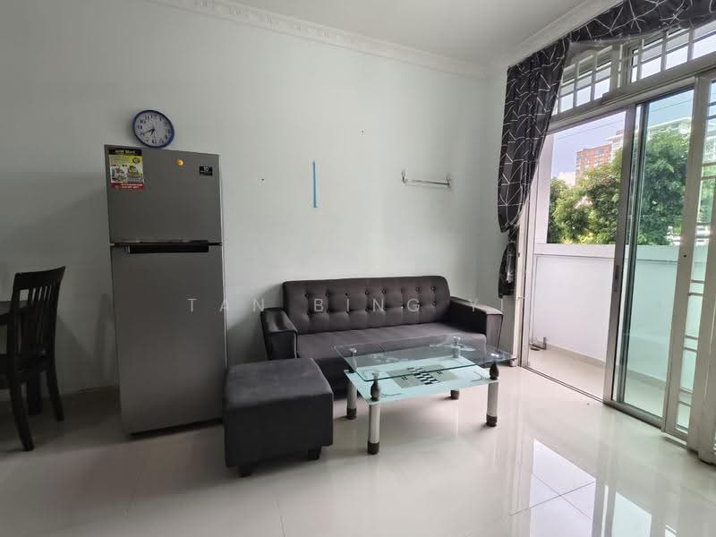 Pangsapuri untuk Dijual di Lake View Suites - Tan Bing Yi - Living Room - PropertyGuru.com.my
