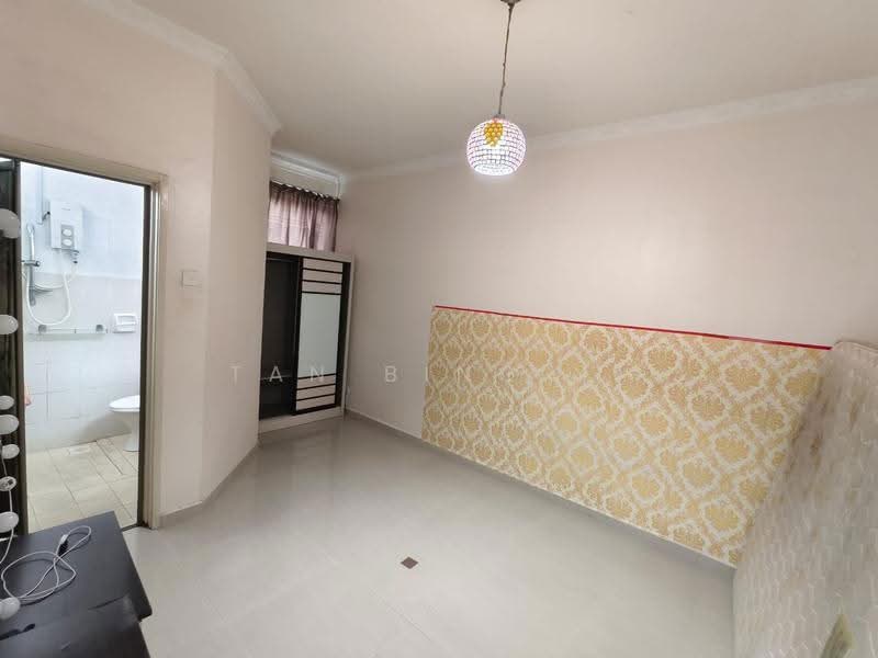 Pangsapuri untuk Dijual di Lake View Suites - Tan Bing Yi - Interior - PropertyGuru.com.my