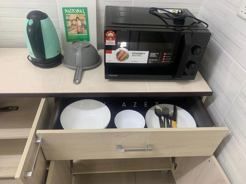 Pangsapuri untuk Disewa di Residensi Laman Sari - Zev Azez - Kitchen - PropertyGuru.com.my