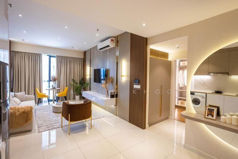 Kediaman Servis untuk Dijual di Golden Crown Residence - Darren Khoo - Living Room - PropertyGuru.com.my