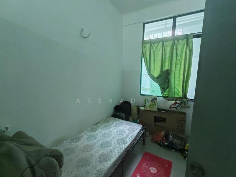 Rumah Teres 2-Tingkat untuk Dijual di Bandar Seri Alam (Masai) - Arshad . - Bedroom - PropertyGuru.com.my