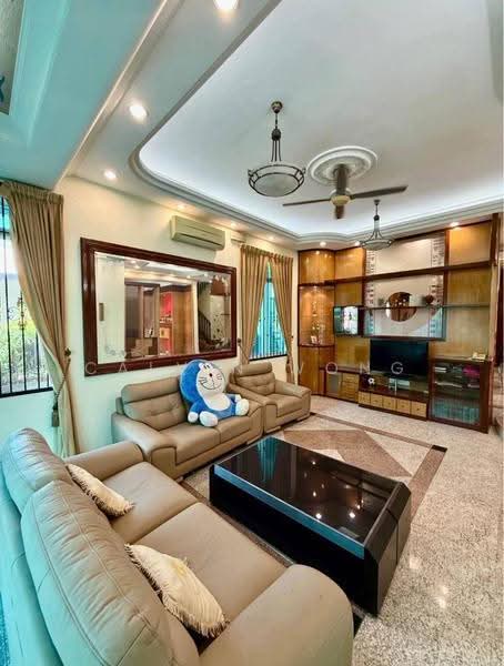 Rumah Berkembar untuk Dijual di Taman Perling (Perling) - Calvin Wong - Living Room - PropertyGuru.com.my