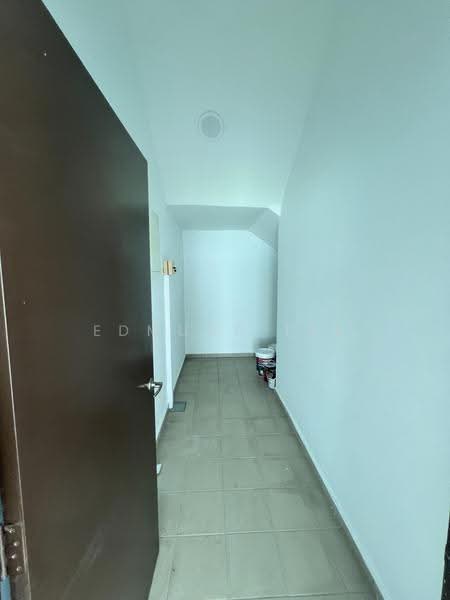 Bungalow House for Sale in Labu (Negeri Sembilan) - Edmund Lee - Entrance - PropertyGuru.com.my