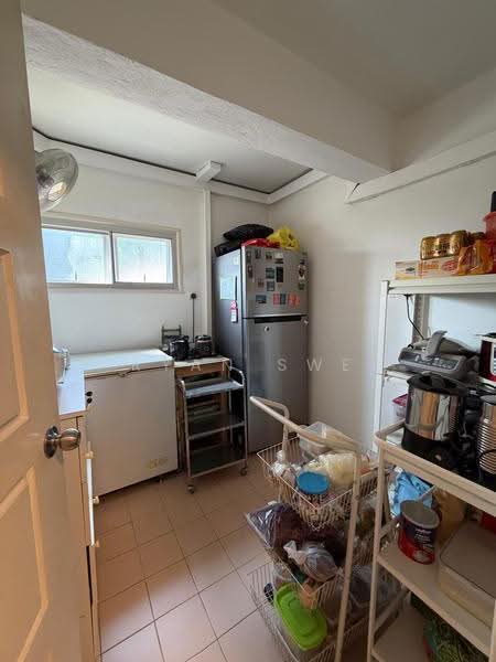 Condominium for Sale at Paradesa Tropica - Ryan Swe - Kitchen - PropertyGuru.com.my