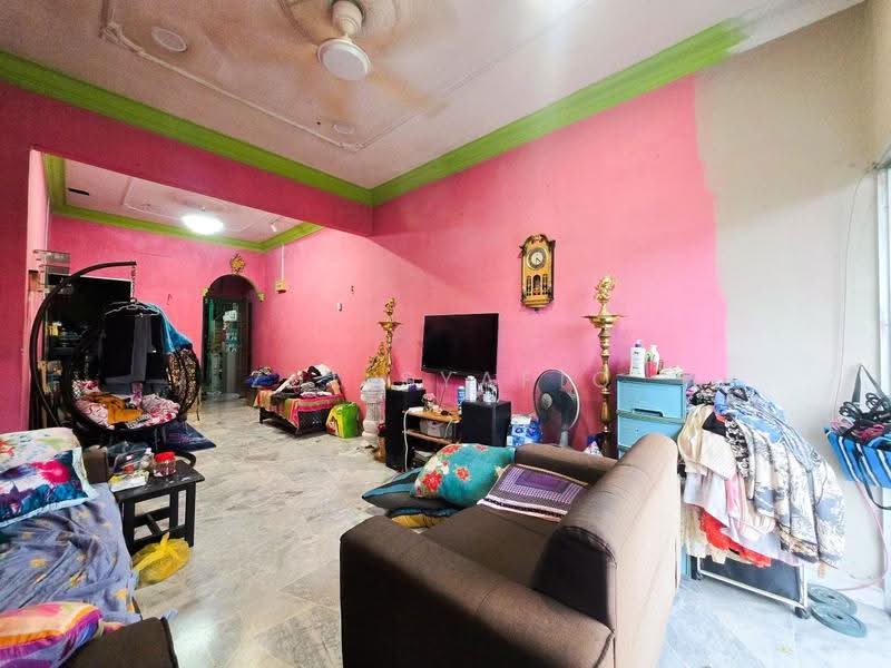 Flat for Sale at Fortune Heights Apartment A7 - Zul Syafiq - Living Room - PropertyGuru.com.my