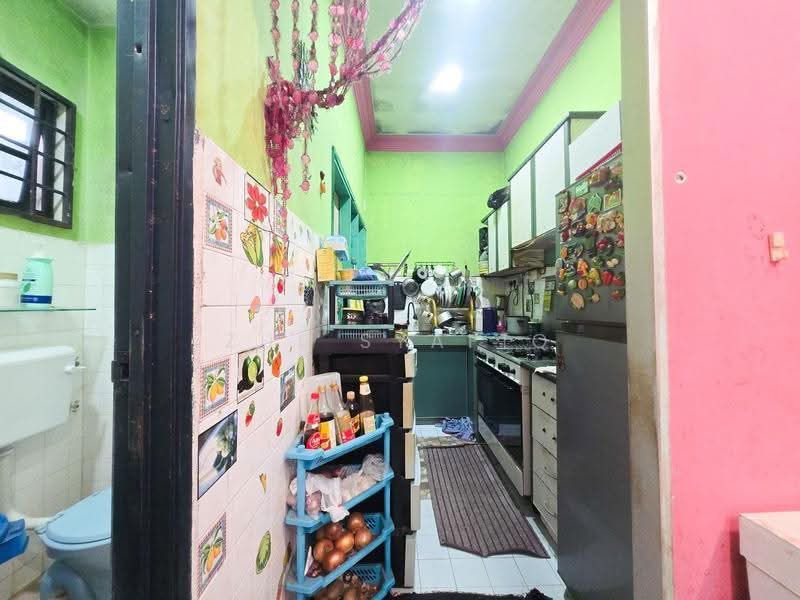 Flat for Sale at Fortune Heights Apartment A7 - Zul Syafiq - Kitchen - PropertyGuru.com.my