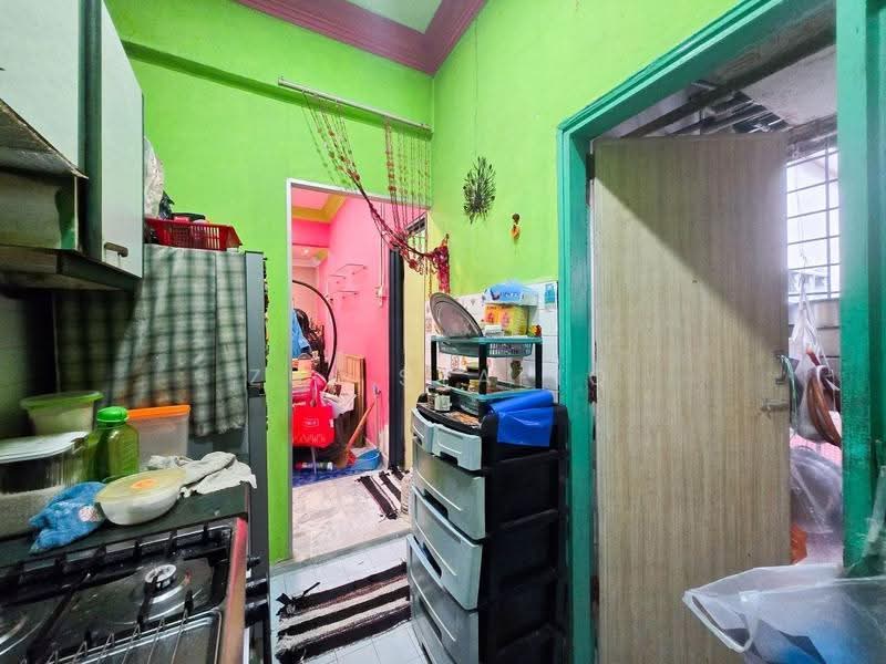 Flat for Sale at Fortune Heights Apartment A7 - Zul Syafiq - Kitchen - PropertyGuru.com.my