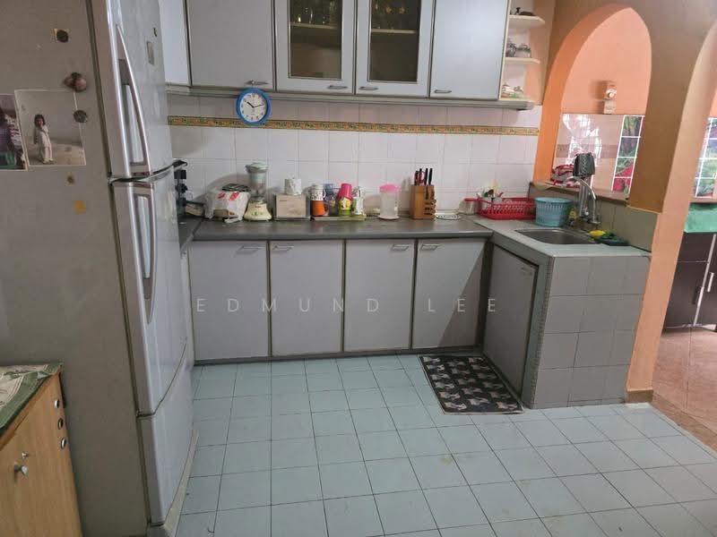 2-storey Terraced House for Sale in Usj 11 (Subang Jaya) - Edmund Lee - Kitchen - PropertyGuru.com.my