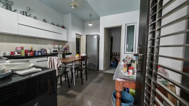 Rumah Berkembar untuk Dijual di Seri Kembangan (Selangor) - June Tan - PropertyGuru.com.my