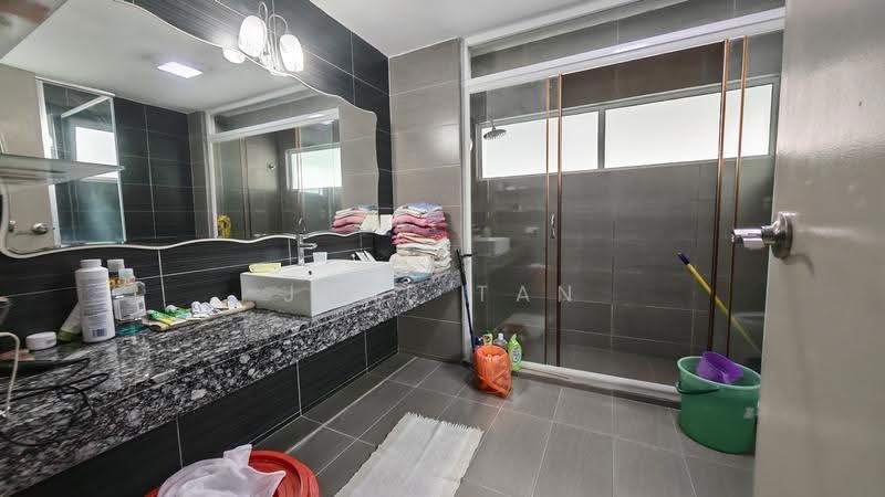 Rumah Berkembar untuk Dijual di Seri Kembangan (Selangor) - June Tan - PropertyGuru.com.my