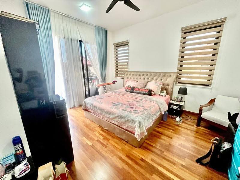 Semi-Detached House for Sale in Taman Tasik Semenyih (Semenyih) - Masnizah Arifin - Bedroom - PropertyGuru.com.my
