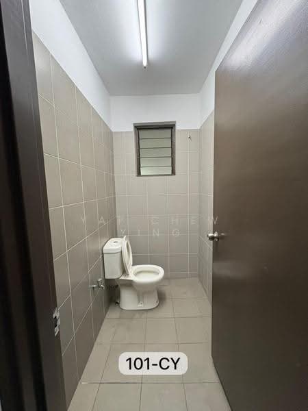 Terrace Factory for Sale in Jenjarom (Banting) - Yap Chew Ying - Bathroom - PropertyGuru.com.my