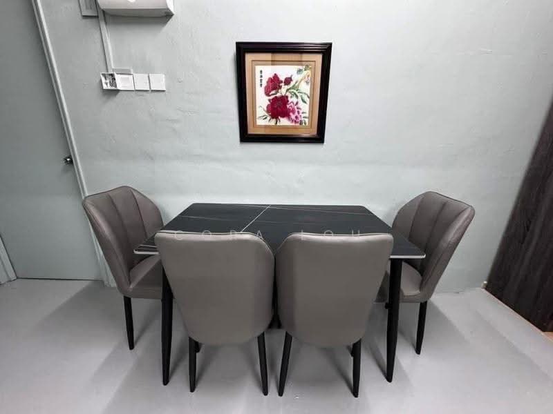 Shop / Office untuk Disewa di Larkin (Johor Bahru) - Cora Loh - Dining Room - PropertyGuru.com.my