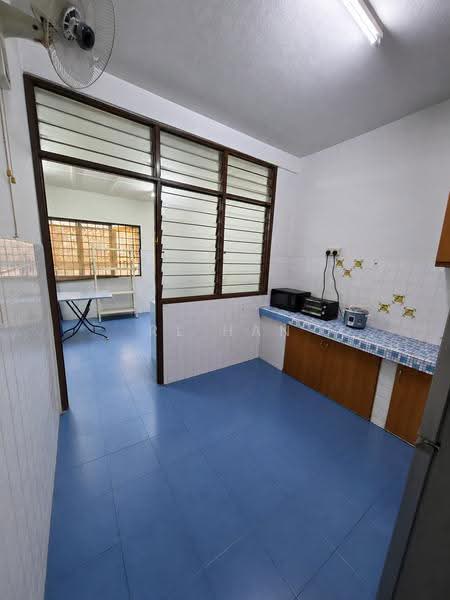 Rumah Teres 2-Tingkat untuk Dijual di SS17 (Subang Jaya) - RL Han - Kitchen - PropertyGuru.com.my