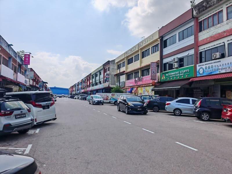 Shop for Sale in Taman Johor Jaya (Johor Bahru) - Darren Ler - Exterior - PropertyGuru.com.my
