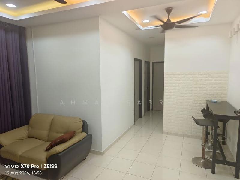 Pangsapuri untuk Disewa di Residensi Permai - Ahmad Sabri - Living Room - PropertyGuru.com.my
