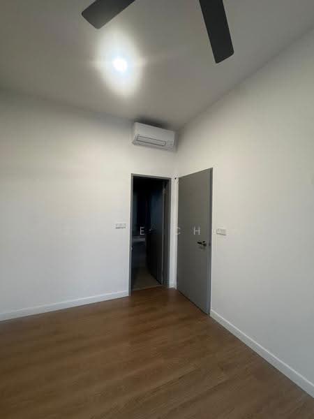 Kondominium untuk Dijual di Skyline KL - Zakee Chan - Interior - PropertyGuru.com.my