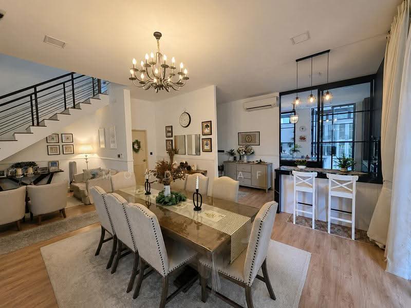 Rumah Berkembar untuk Dijual di Cyberjaya (Selangor) - Mohd Shafik - Dining Room - PropertyGuru.com.my