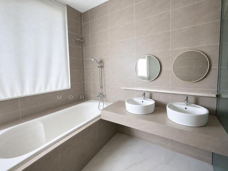 Rumah Berkembar untuk Dijual di Cyberjaya (Selangor) - Mohd Shafik - Bathroom - PropertyGuru.com.my