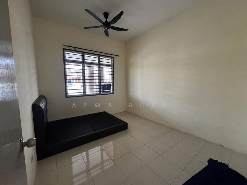 Semi-Detached House for Rent in Shah Alam (Selangor) - Azwa Abas - Bedroom - PropertyGuru.com.my