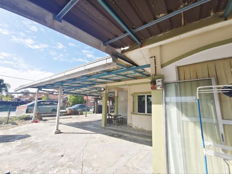 2-storey Terraced House for Sale in Klang (Selangor) - Azwa Abas - Exterior - PropertyGuru.com.my