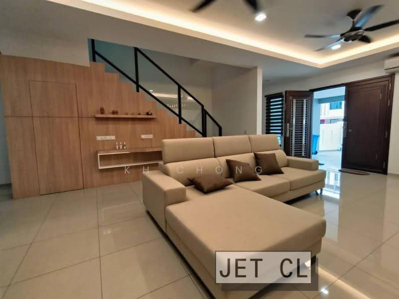 2.5-storey Terraced House for Sale in Setia Utama (Setia Alam) - KH Chong - Living Room - PropertyGuru.com.my