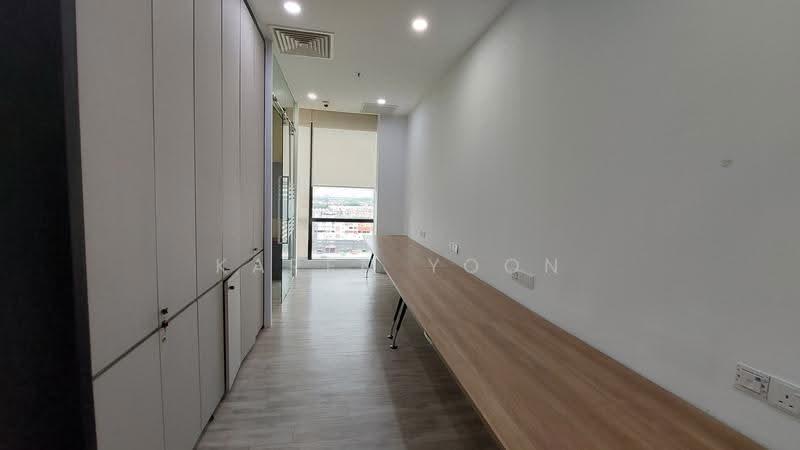 Pejabat untuk Disewa di Seksyen U1 (Glenmarie) - Karen Yoon - Corridor - PropertyGuru.com.my