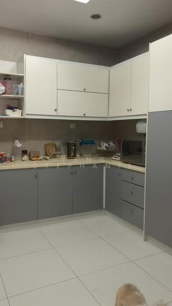 Semi-Detached House for Sale in Bukit Rahman Putra (Sungai Buloh) - Yang Stephanie - Kitchen - PropertyGuru.com.my